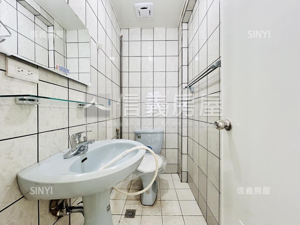 專任長安四房公寓房屋室內格局與周邊環境