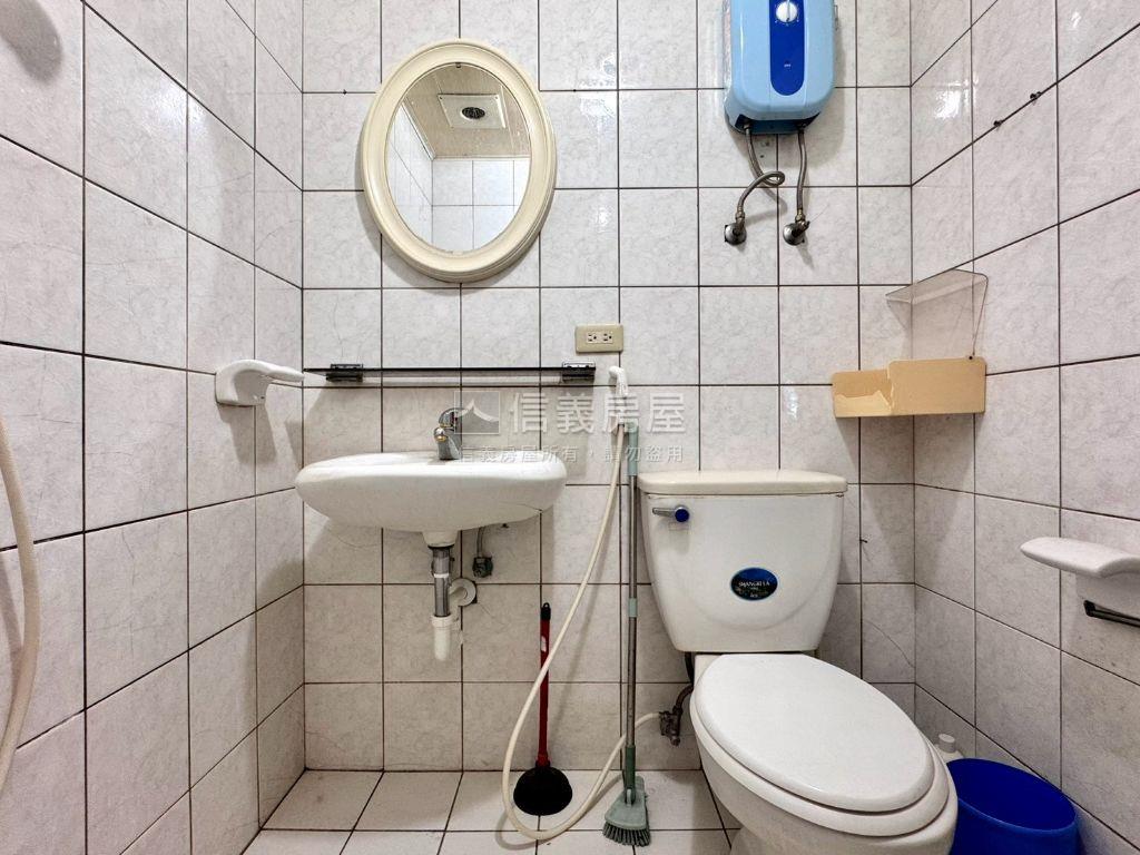 低總價！！北區中國醫套房房屋室內格局與周邊環境