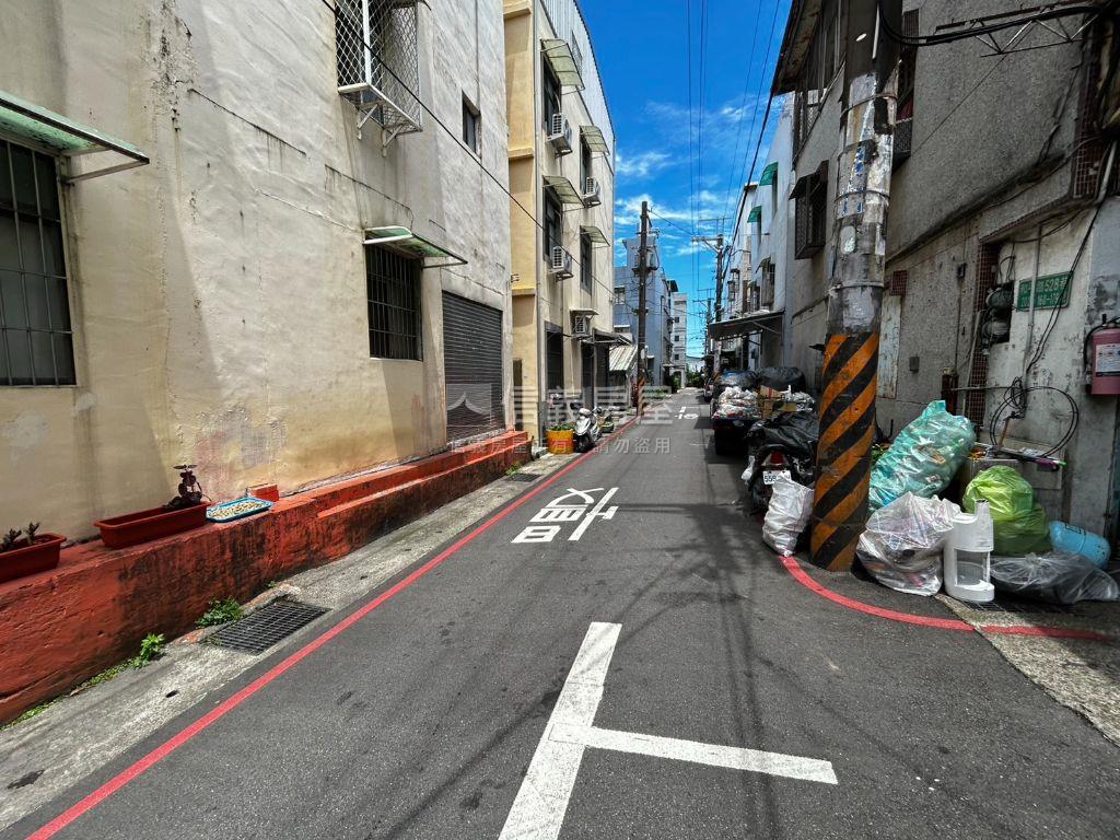 和平路一樓美兩房房屋室內格局與周邊環境