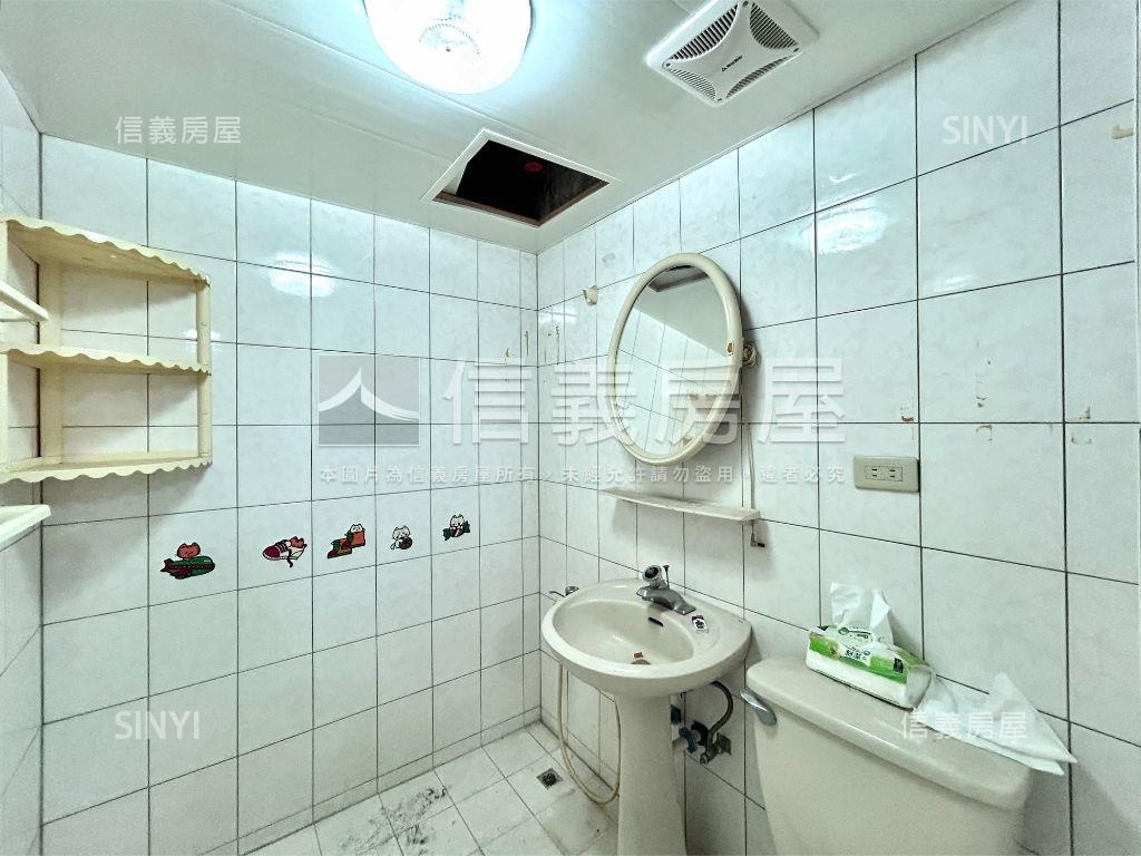 國泰中華大廈三房房屋室內格局與周邊環境