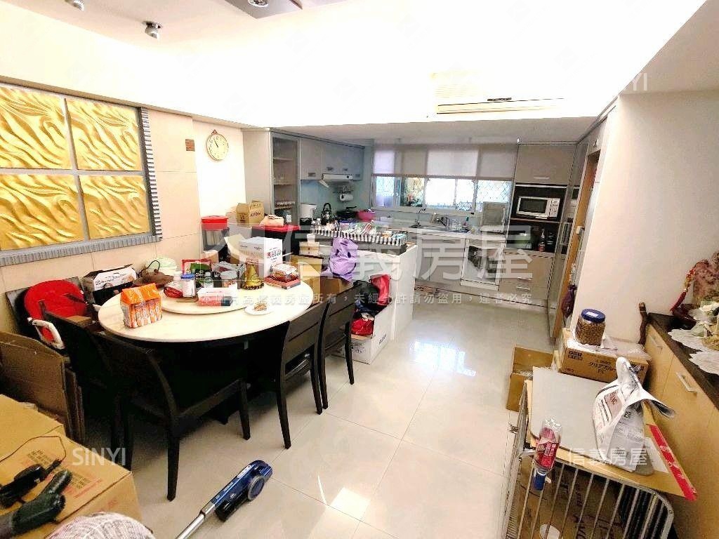 北門捷運中庭社區電梯大宅房屋室內格局與周邊環境