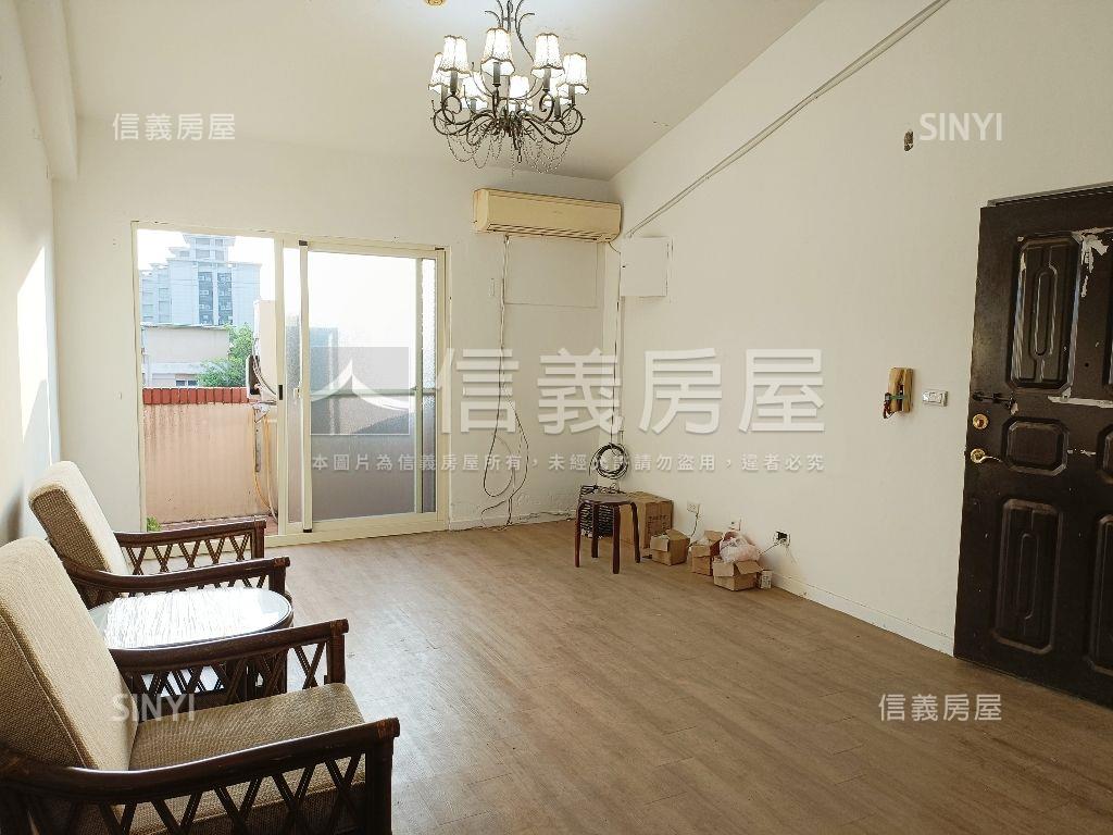奇岩捷運美景大空間房屋室內格局與周邊環境