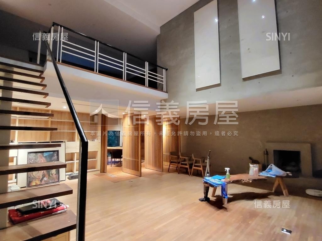 獨棟挑高景觀庭園別墅房屋室內格局與周邊環境