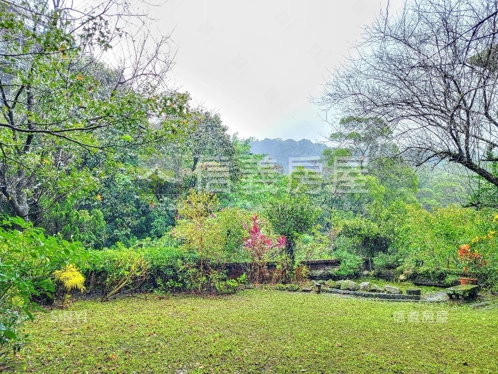 獨棟挑高景觀庭園別墅房屋室內格局與周邊環境
