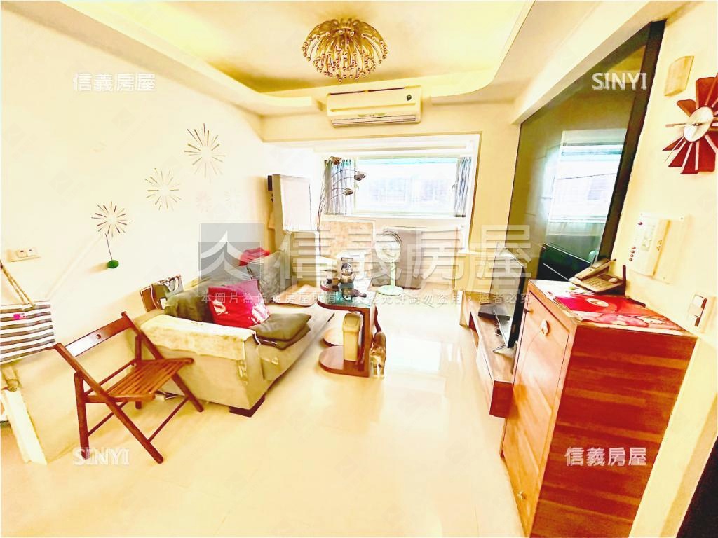 專任萬大土城成家兩房房屋室內格局與周邊環境