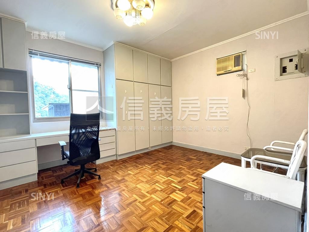 北宜山莊氣派透天房屋室內格局與周邊環境
