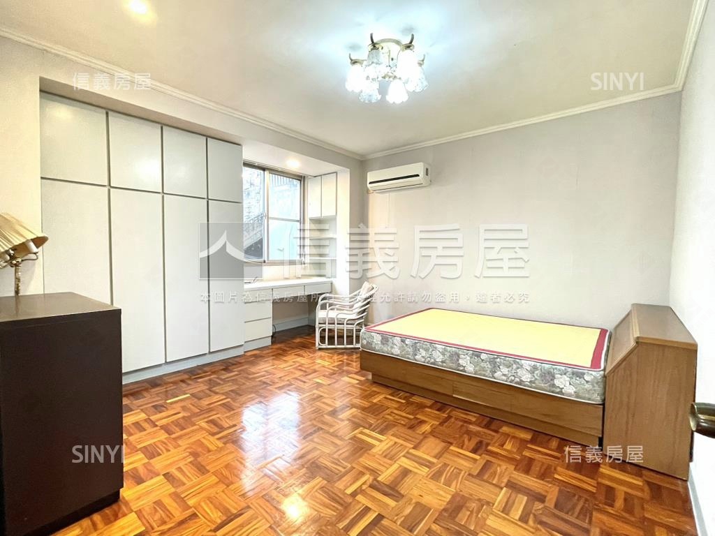 北宜山莊氣派透天房屋室內格局與周邊環境