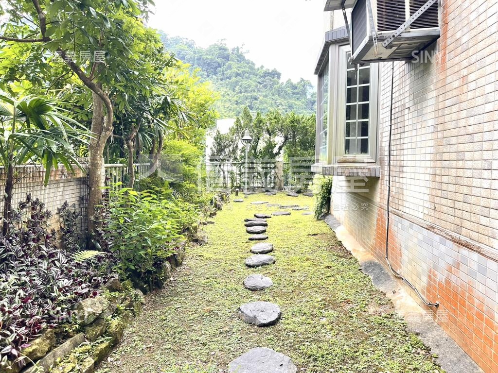 北宜山莊氣派透天房屋室內格局與周邊環境