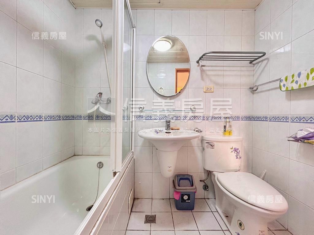 月光採光三房車位房屋室內格局與周邊環境