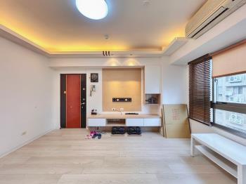 公園旁採光三房車位