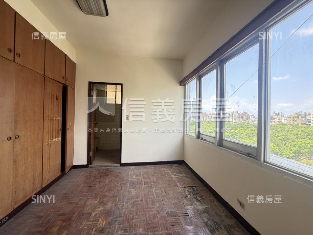公園綠蔭●金華龍門美邸房屋室內格局與周邊環境