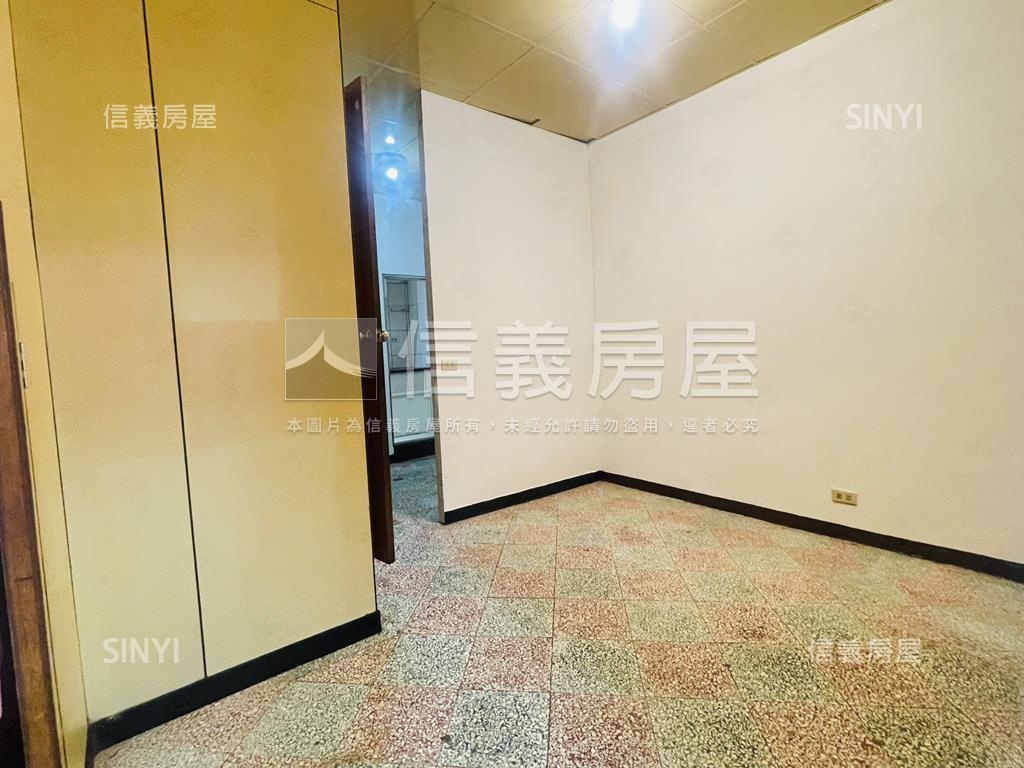 近介壽路稀有低總價透天房屋室內格局與周邊環境