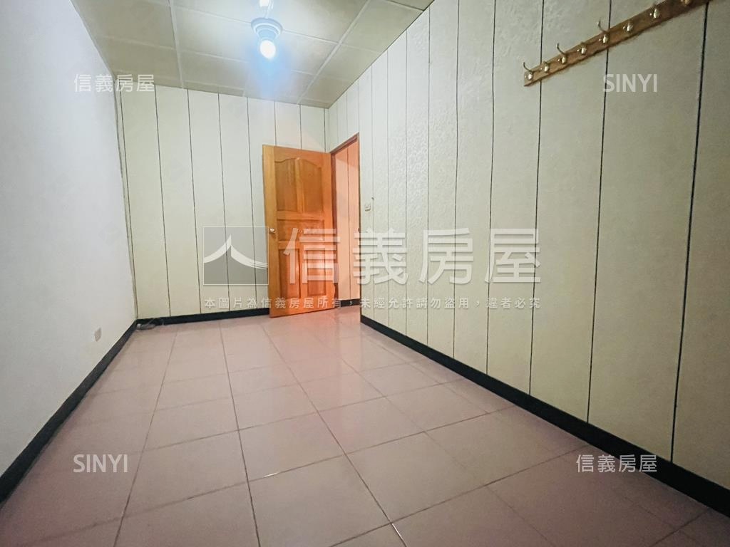 近介壽路稀有低總價透天房屋室內格局與周邊環境
