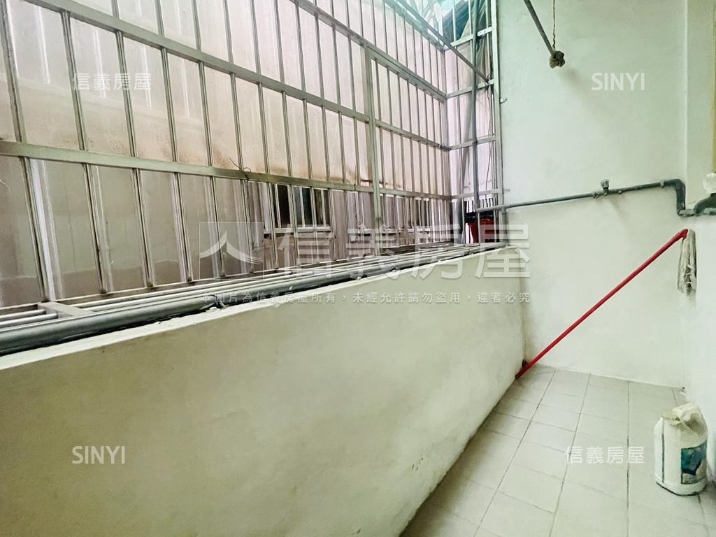 近介壽路稀有低總價透天房屋室內格局與周邊環境