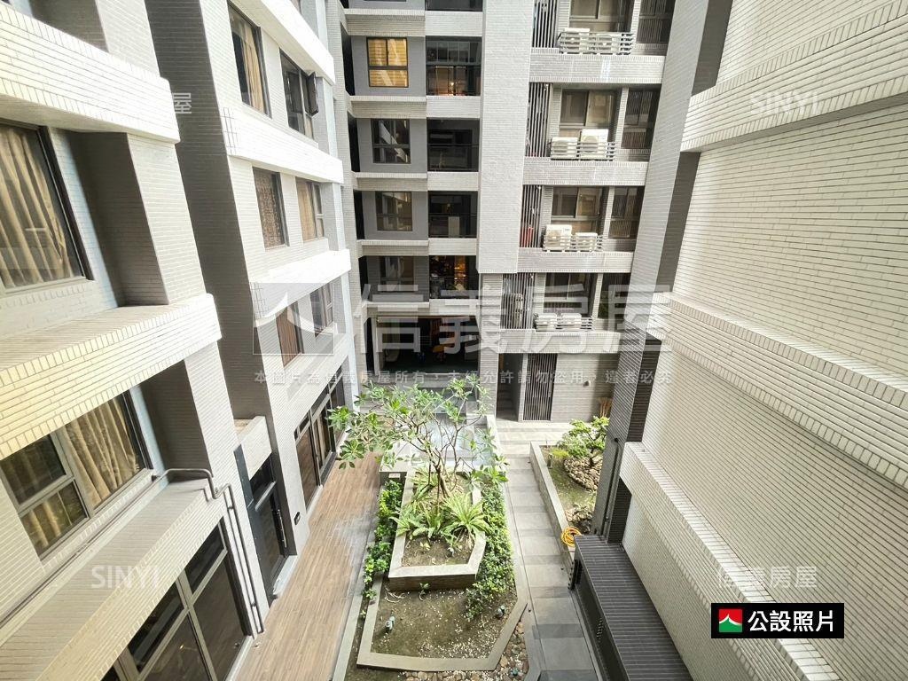 小港３年衛浴開窗質感兩房房屋室內格局與周邊環境