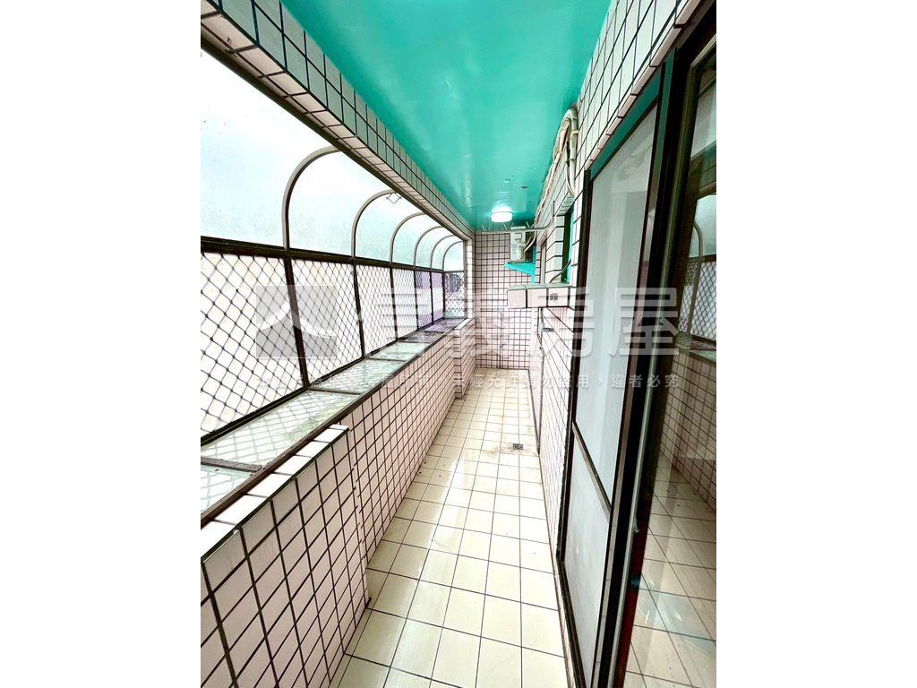 稀有藝文精美三房平車房屋室內格局與周邊環境