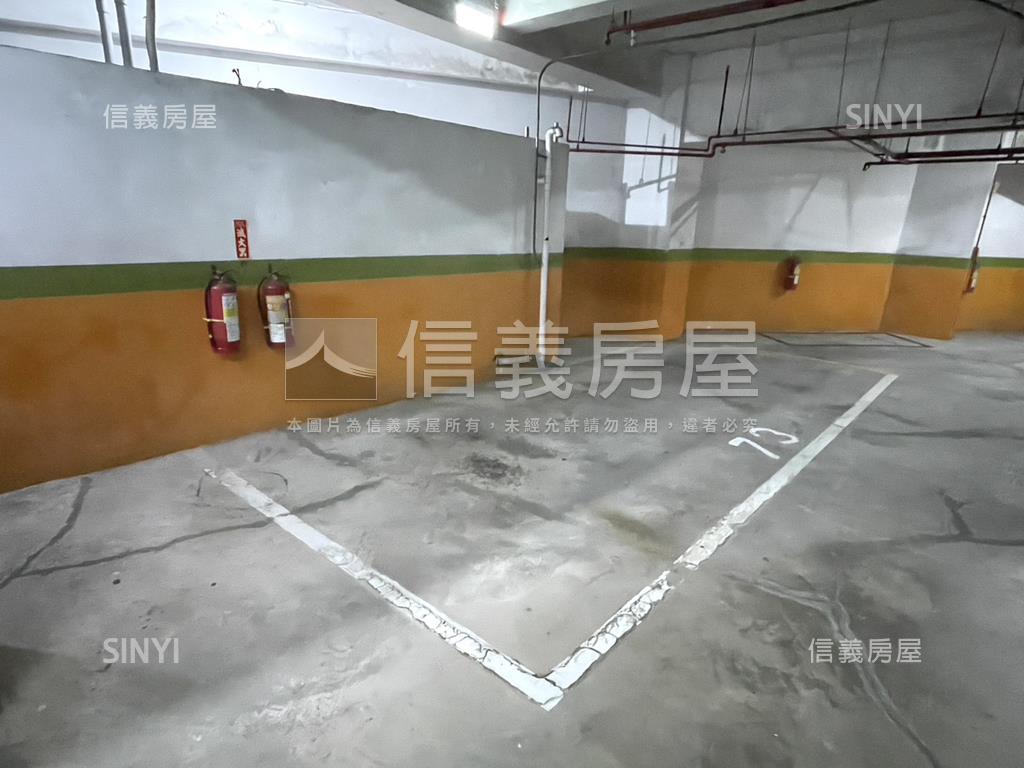 稀有藝文精美三房平車房屋室內格局與周邊環境