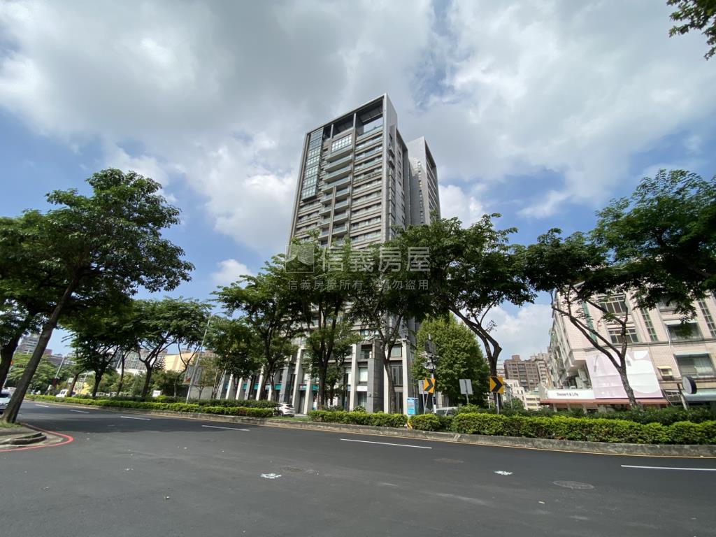 七期優質店面房屋室內格局與周邊環境