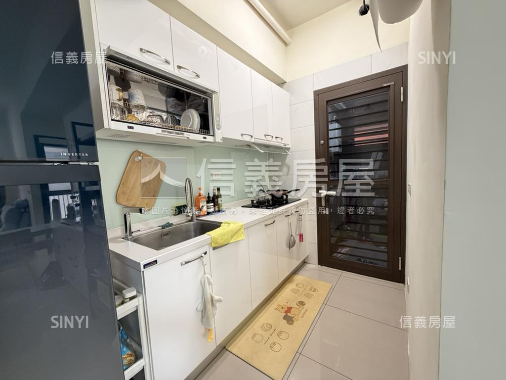 內壢輕屋齡稀有三房車位房屋室內格局與周邊環境