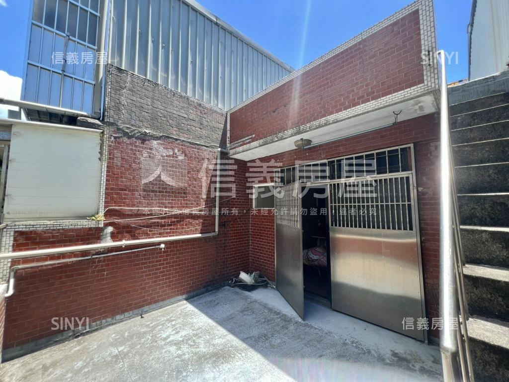 府中站黃金黑土透天房屋室內格局與周邊環境