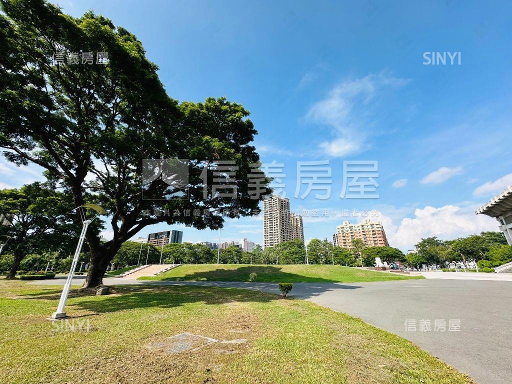 文化中心邊間２房２衛華廈房屋室內格局與周邊環境