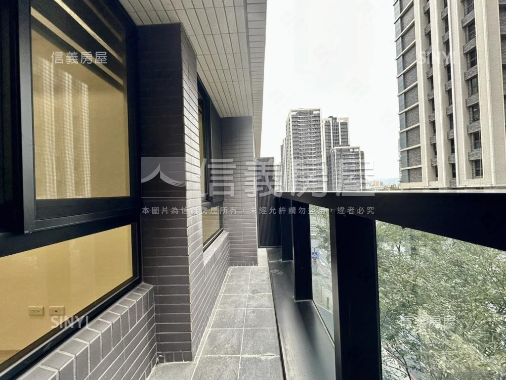 帝國花園帶裝潢高坪效三房房屋室內格局與周邊環境