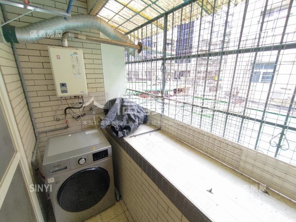大安區邊間電梯２房房屋室內格局與周邊環境