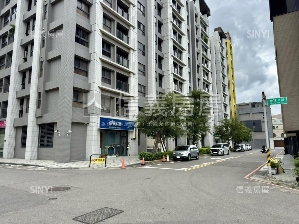 昕天地２房平面車位房屋室內格局與周邊環境