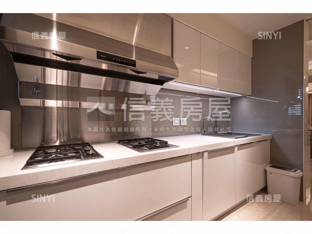 皇翔御琚層峰豪邸房屋室內格局與周邊環境