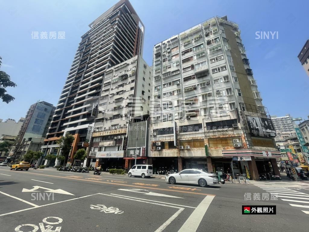 美麗島站三面採光翻新兩房房屋室內格局與周邊環境