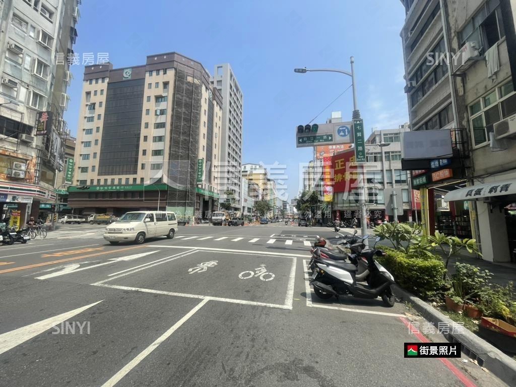 美麗島站三面採光翻新兩房房屋室內格局與周邊環境