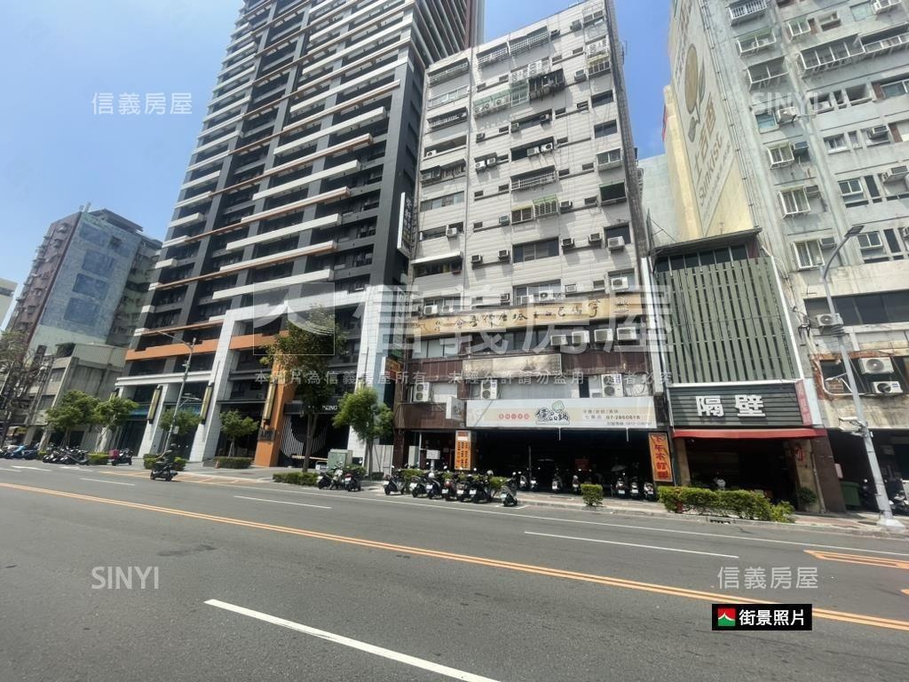 美麗島站三面採光翻新兩房房屋室內格局與周邊環境