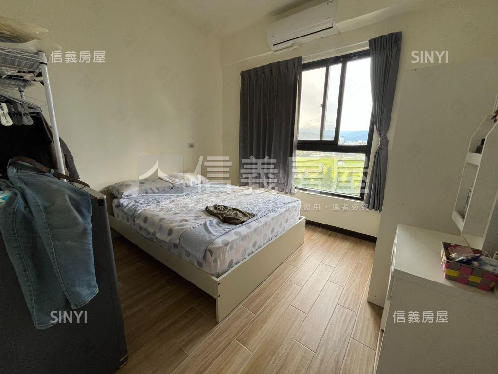 真綻豪景大三房車位房屋室內格局與周邊環境