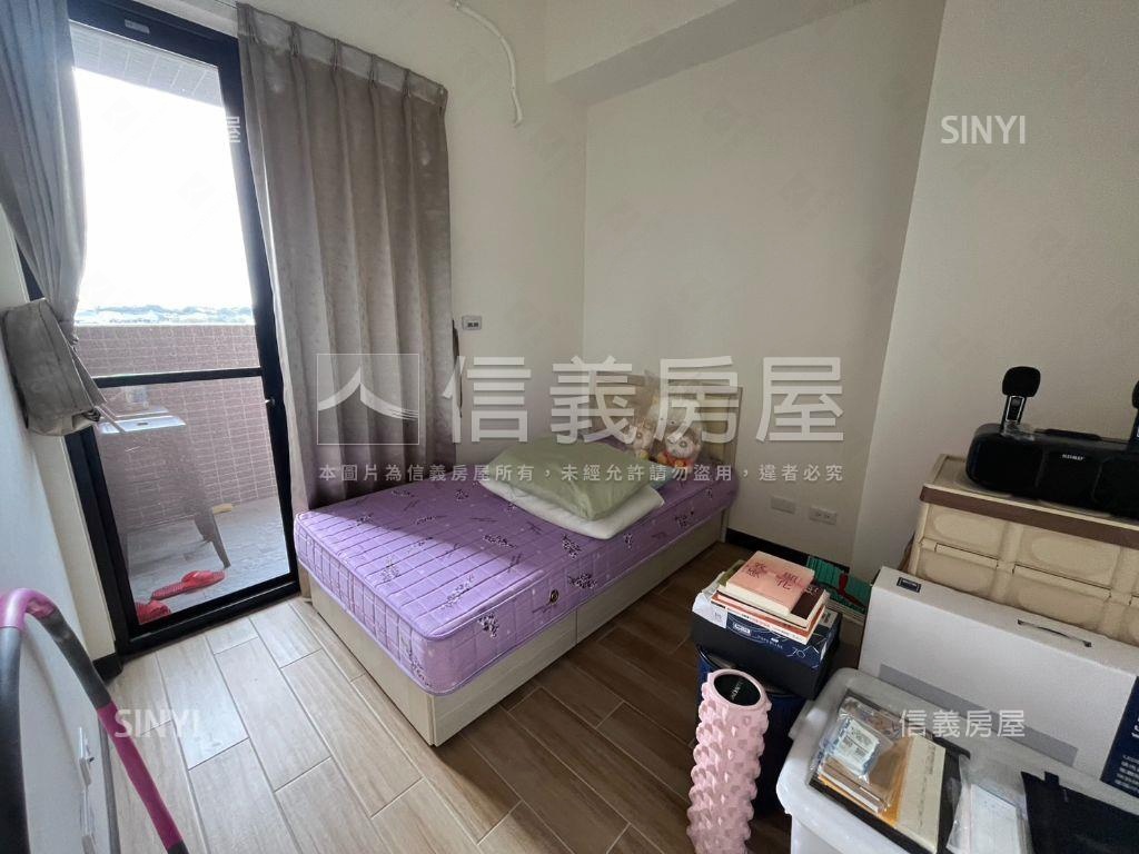 真綻豪景大三房車位房屋室內格局與周邊環境