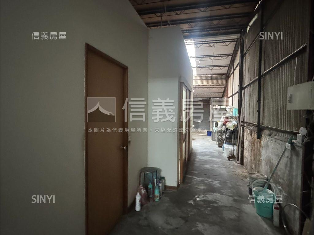 國安街雙面臨路透天房屋室內格局與周邊環境