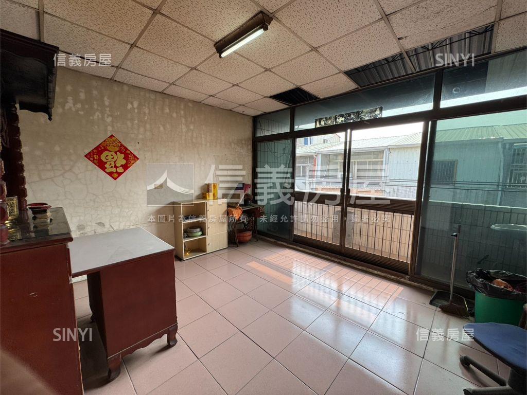 國安街雙面臨路透天房屋室內格局與周邊環境