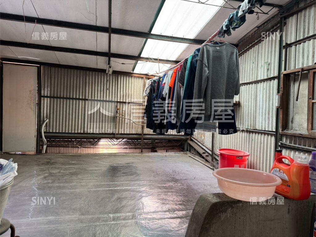 國安街雙面臨路透天房屋室內格局與周邊環境