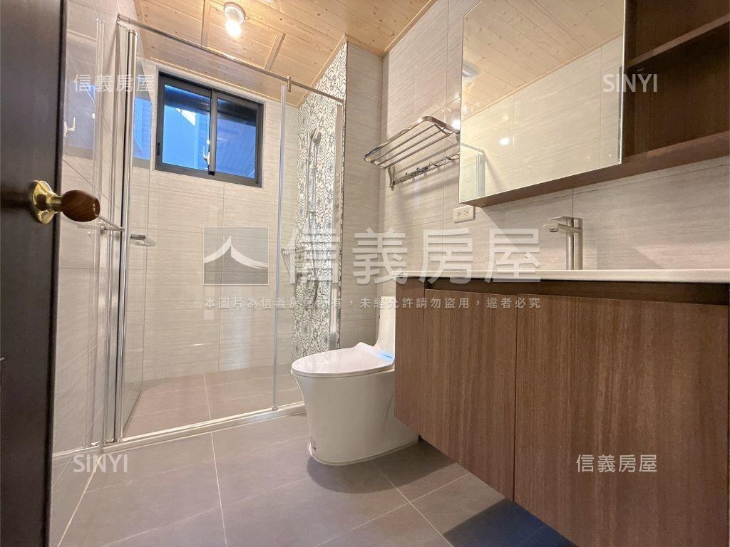 近台積電ｔ新加坡式三房Ⅰ房屋室內格局與周邊環境