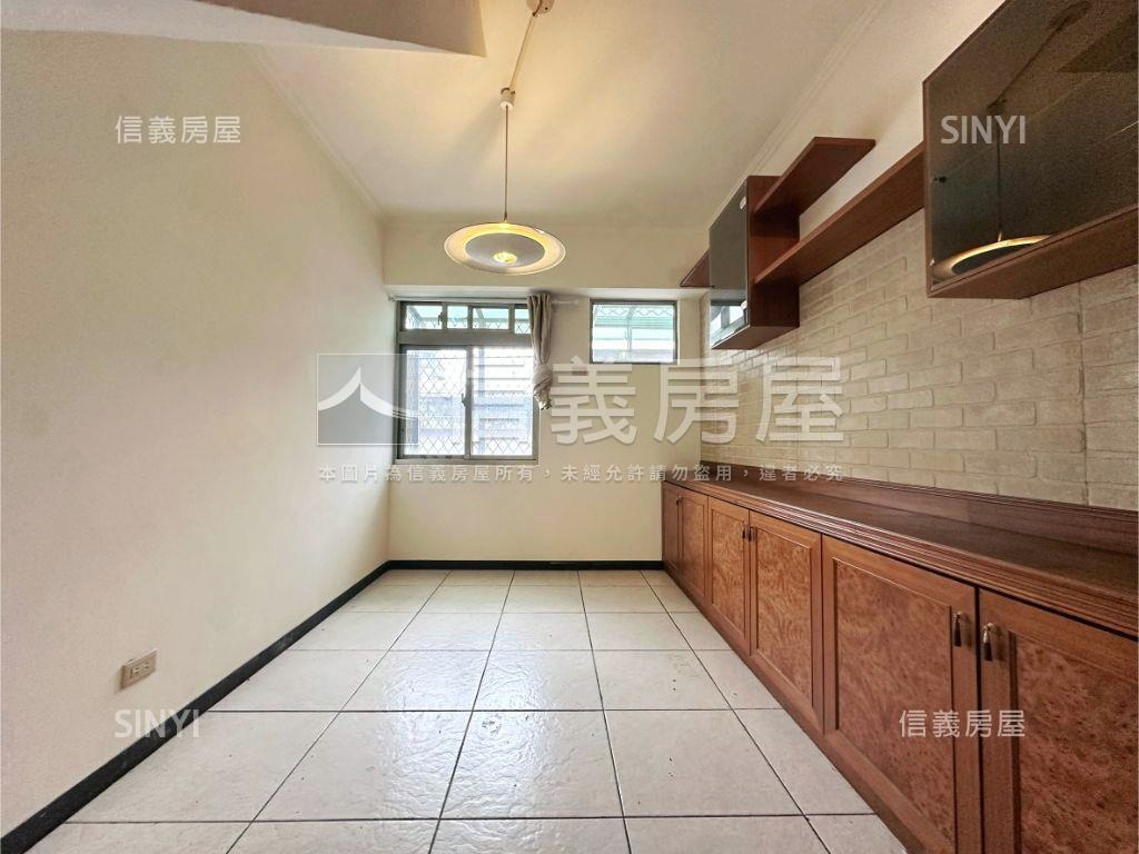 ❀驚豔雙絕精品美廈❀房屋室內格局與周邊環境