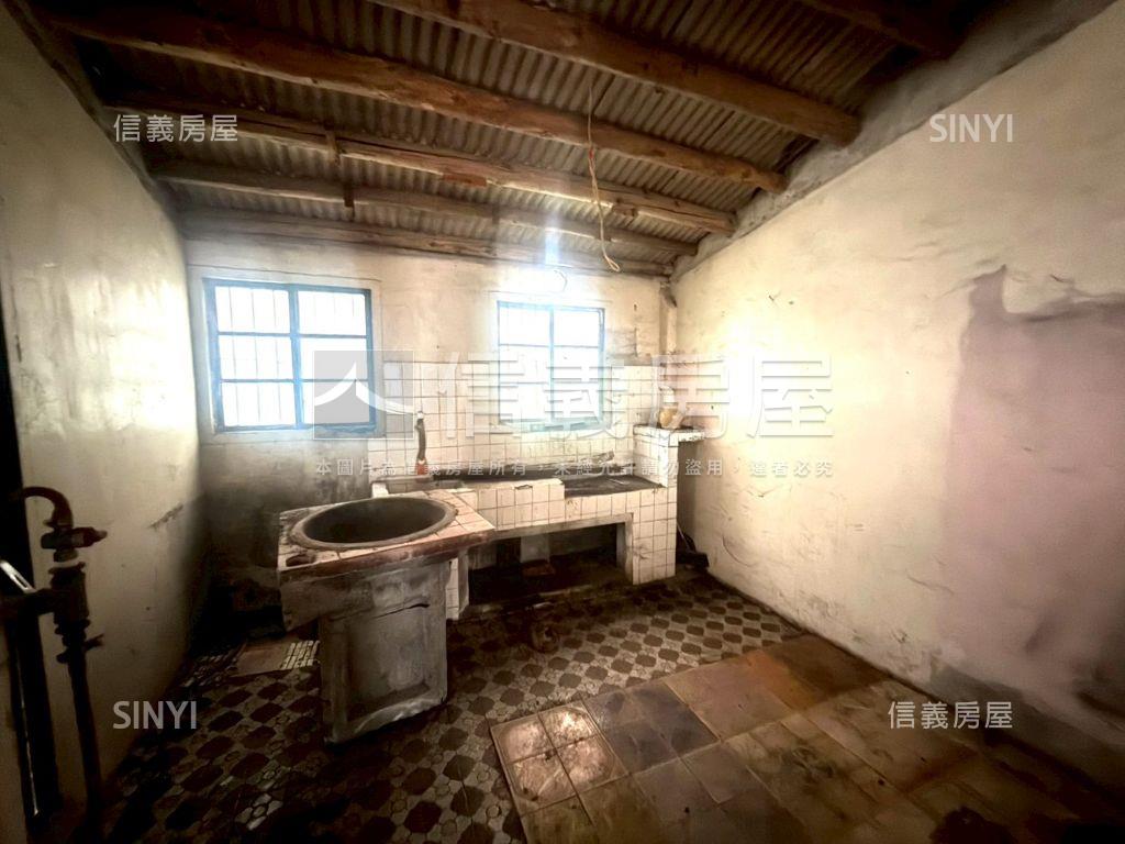 低總價楊梅國小旁美透天房屋室內格局與周邊環境