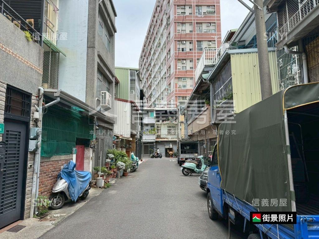 兵仔市６米活巷車庫透天房屋室內格局與周邊環境