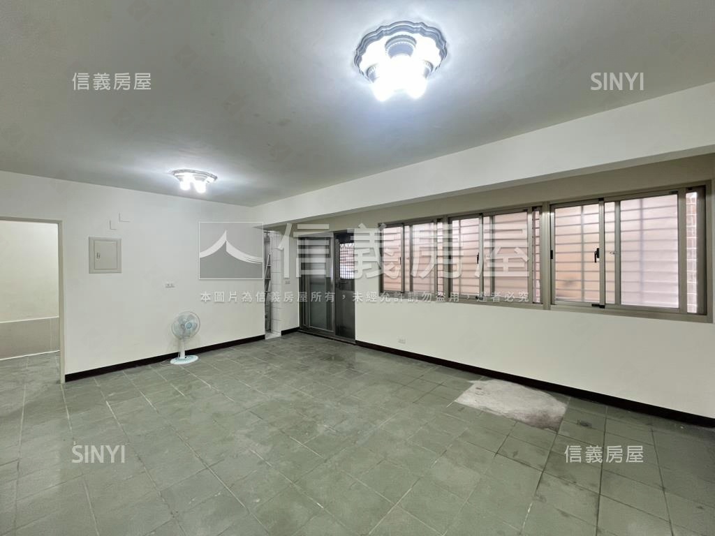 茄苳路一樓４房大空間房屋室內格局與周邊環境