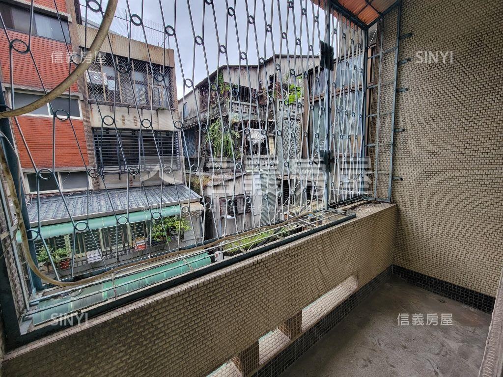 西園邊間好宅居房屋室內格局與周邊環境