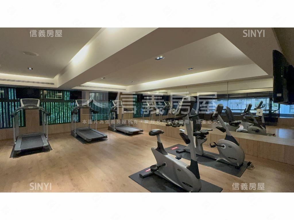 專任崇德商圈質感三房平車房屋室內格局與周邊環境