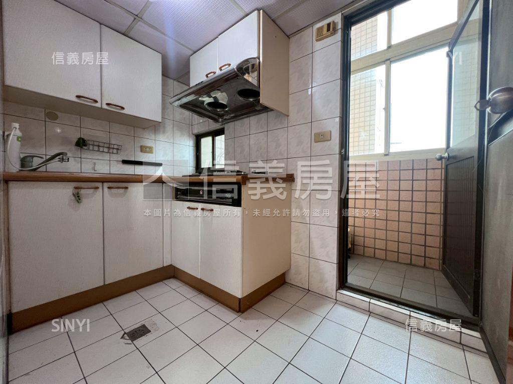 大皇冠景觀美屋房屋室內格局與周邊環境