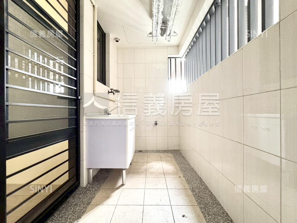 １４期元城全新未住三房車房屋室內格局與周邊環境
