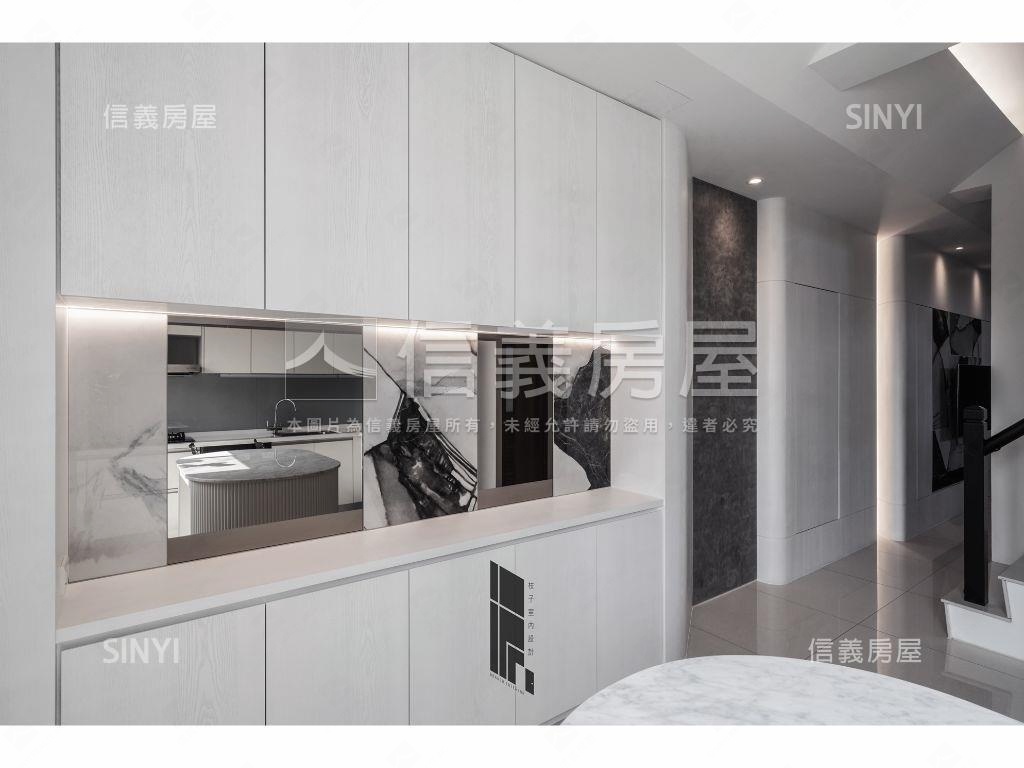 西港邊間三面採光質感透天房屋室內格局與周邊環境