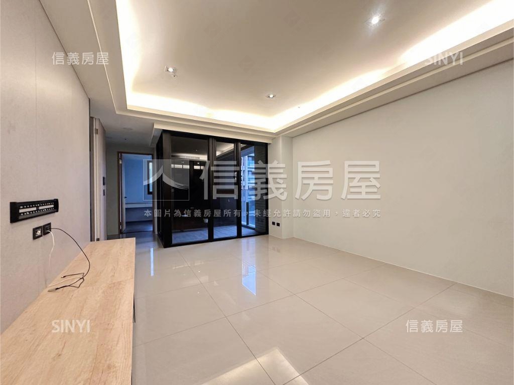 大硯九＋１高樓視野大三房房屋室內格局與周邊環境