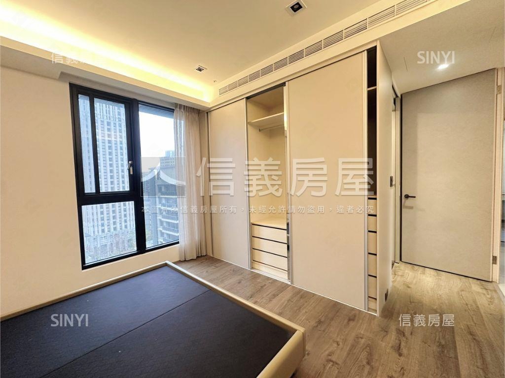 大硯九＋１高樓視野大三房房屋室內格局與周邊環境