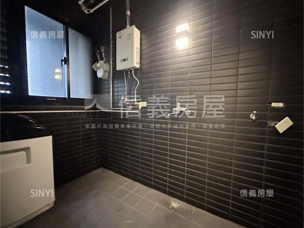 大硯九＋１高樓視野大三房房屋室內格局與周邊環境